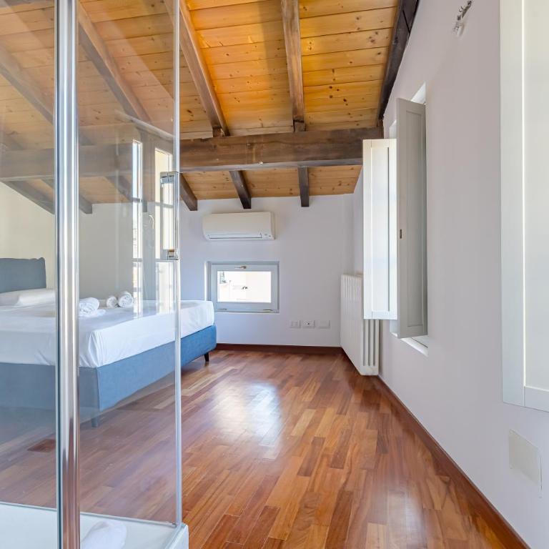 Hermes at Como Duomo - Two-Bedroom Apartment - 30