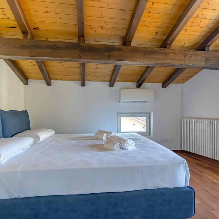 Hermes at Como Duomo - Two-Bedroom Apartment - 29