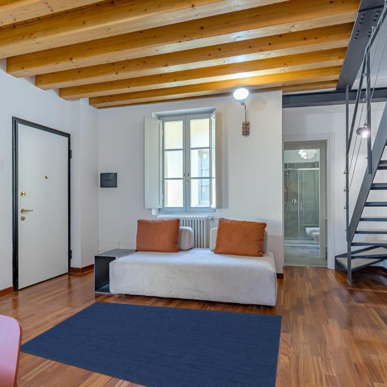 Hermes at Como Duomo - Two-Bedroom Apartment - 13