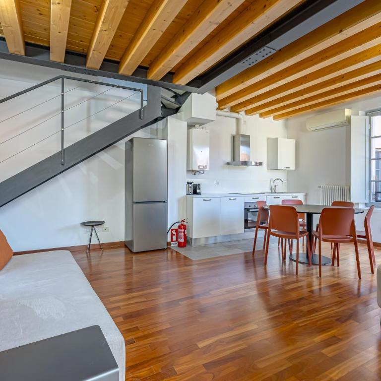 Hermes at Como Duomo - Two-Bedroom Apartment - 12