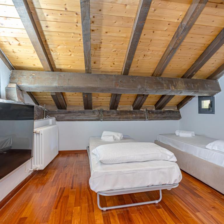 Hermes at Como Duomo - Two-Bedroom Apartment - 45