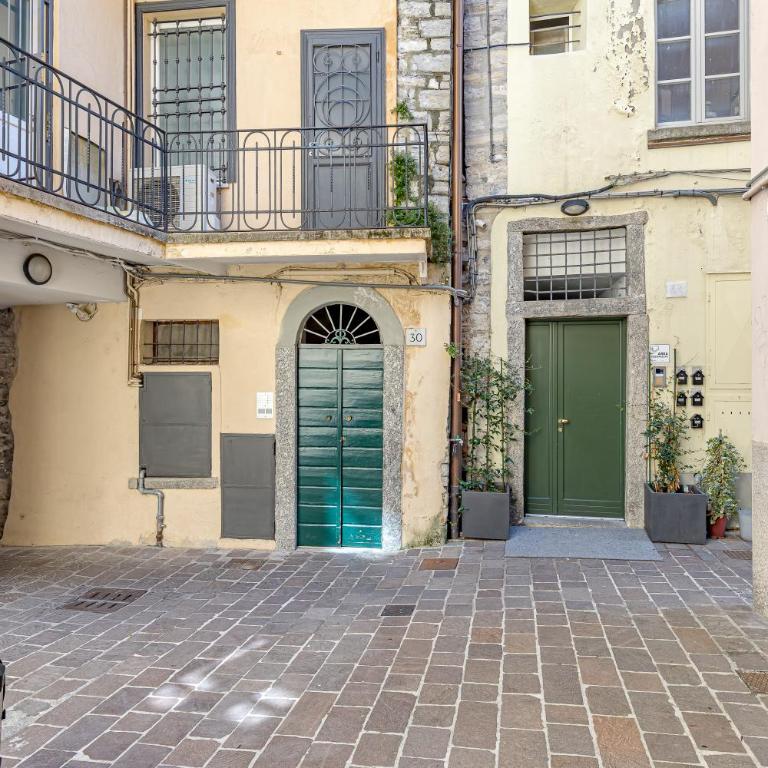 Hermes at Como Duomo - Two-Bedroom Apartment - 61