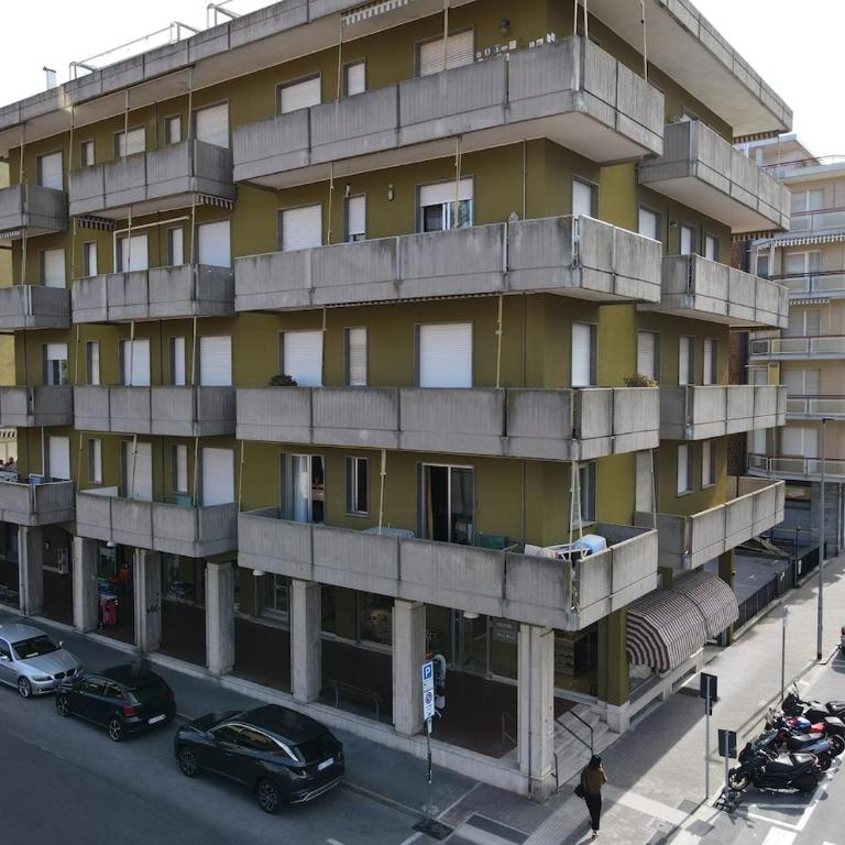 Luminoso appartamento a due passi dal mare - Appartamento con 1 Camera da Letto - 2