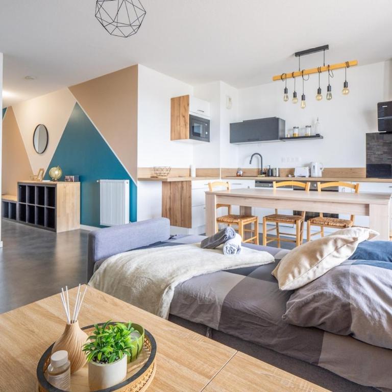 Vue Garonne Balcon Parking privé T2 lumineux - Appartement 2 Chambres - 33