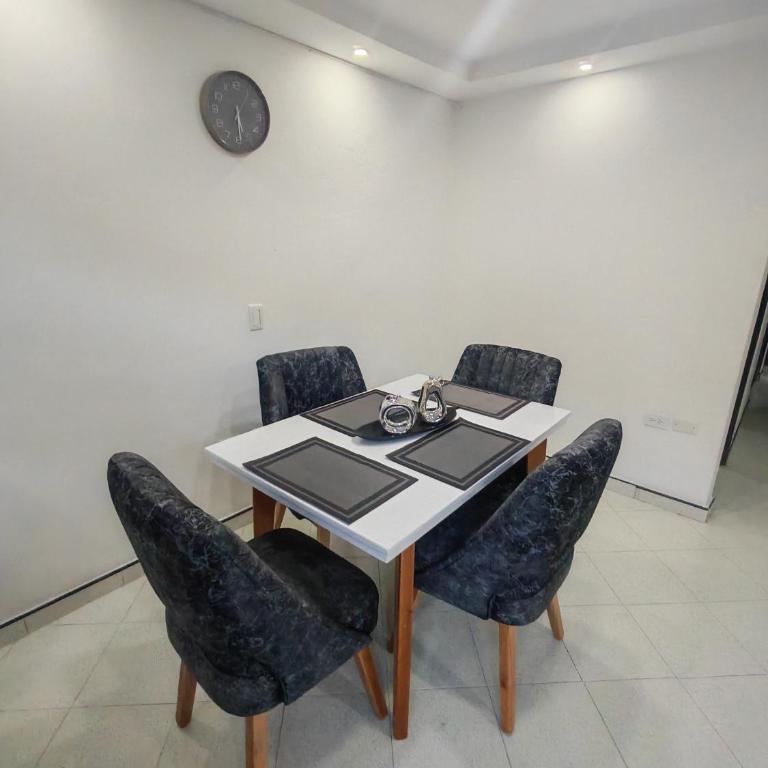 La bendición house - Three-Bedroom Apartment - 4