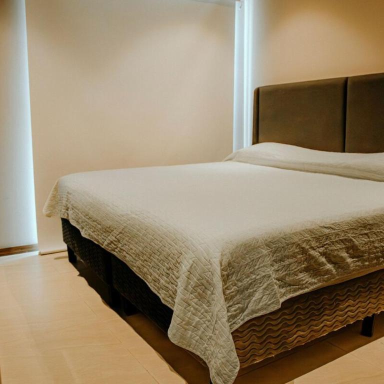 3 Bedrooms with huge Terrace in La Isla Acapulco - Apartment - 13