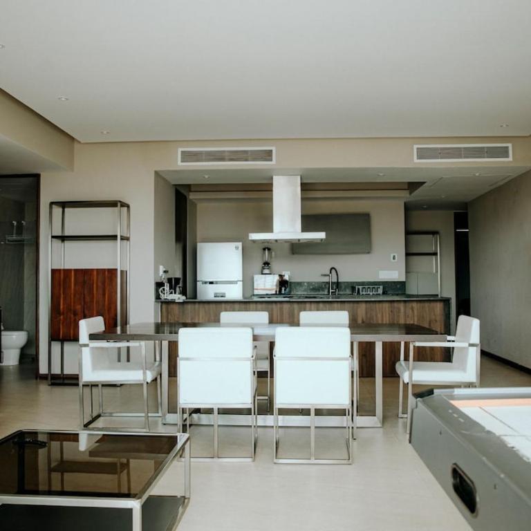 3 Bedrooms with huge Terrace in La Isla Acapulco - Apartment - 18