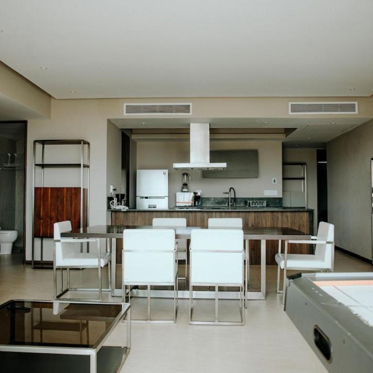 3 Bedrooms with huge Terrace in La Isla Acapulco - Apartment - 23