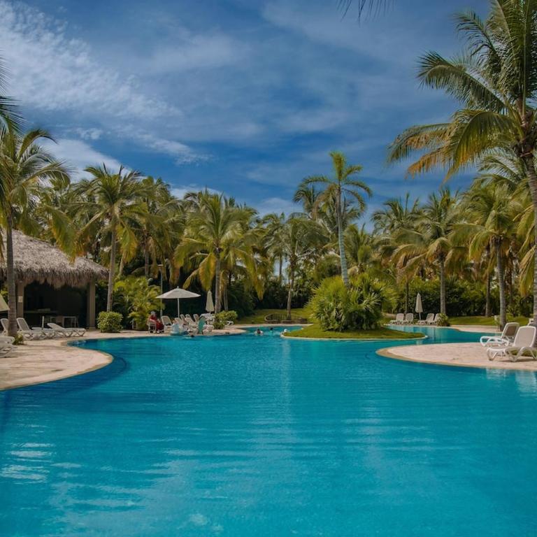 3 Bedrooms with huge Terrace in La Isla Acapulco - Apartment - 62