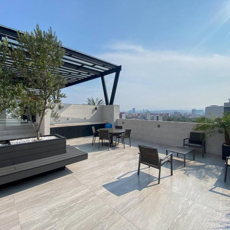 Luxurious and centric 3BD with pool and gym - Apartment - 8