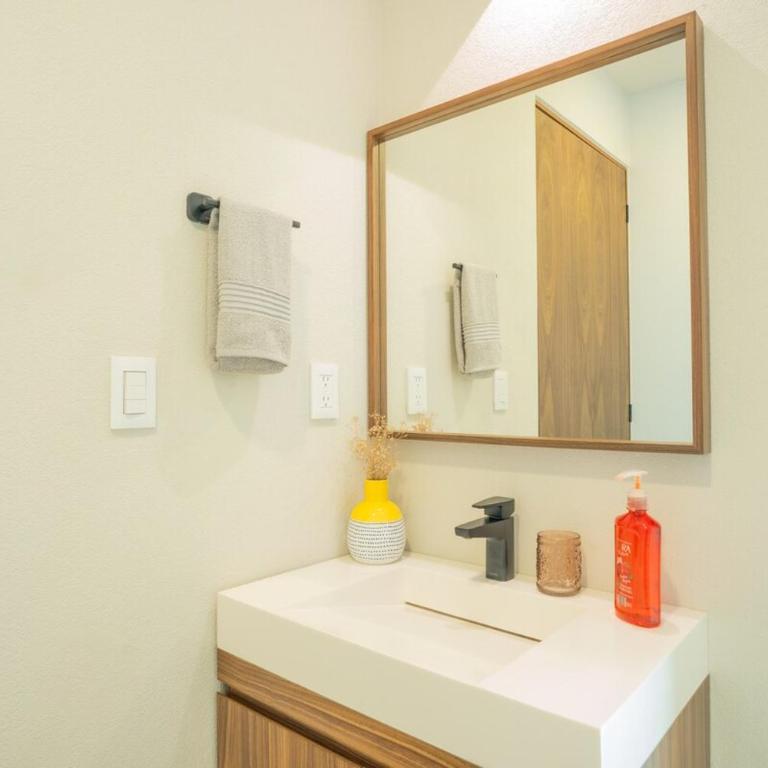 Stylish Studio with Private Balcony in Roma Norte - Estudio - 23