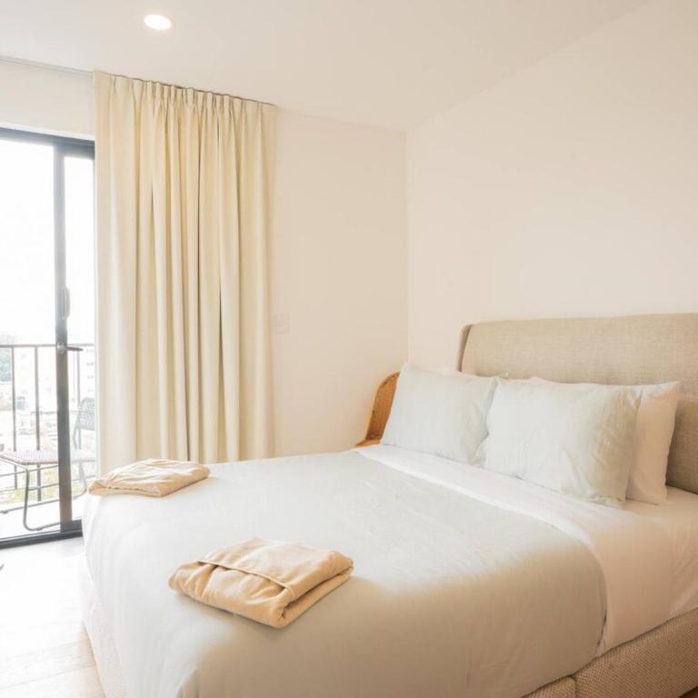 Luxury 2BR with Pool, Gym & Coworking - Appartement - 42