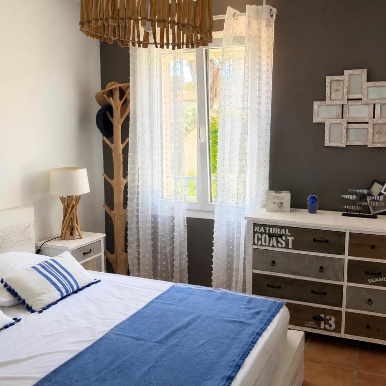Villa avec piscine 10 personnes - Villa - 11