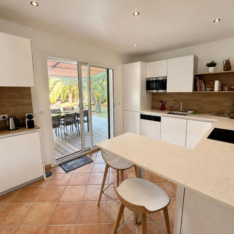 Villa avec piscine 10 personnes - Villa - 13