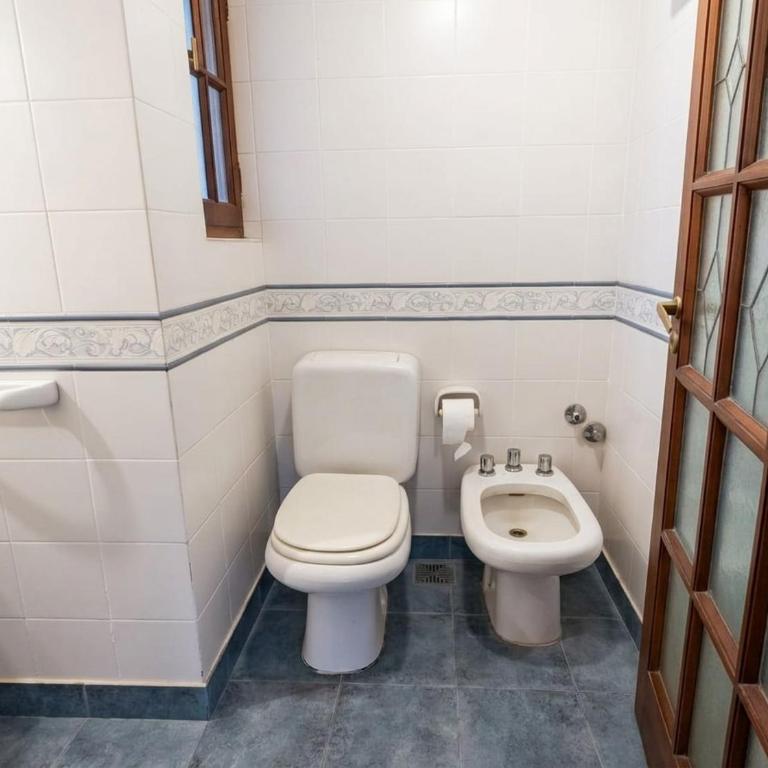 Casa de estilo clásico en City Bell, patio, 10 Pax - Casa de 4 dormitorios - 17
