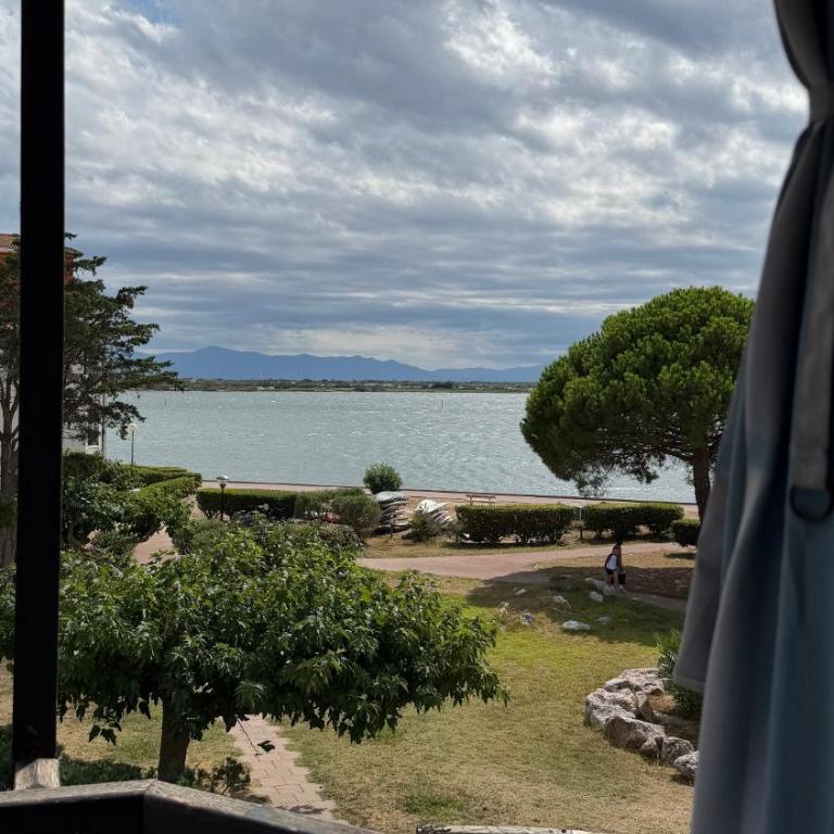 Vue étang et montagnes avec piscines chauffée - Apartment mit 1 Schlafzimmer - 10