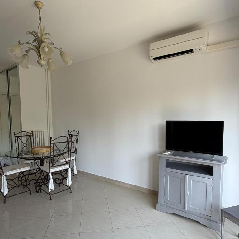Studio avec terrasse à Beaulieu-sur-Mer, à 5 min de la plage - Appartement 1 Chambre - 5