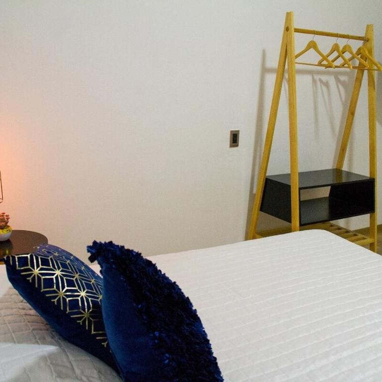 Departamento Golden con Cocineta en Centro Historico Oaxaca - Two-Bedroom Apartment - 6