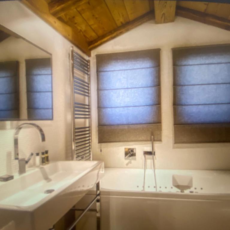 proche des pistes st christophe - Chalet 1 Chambre - 6