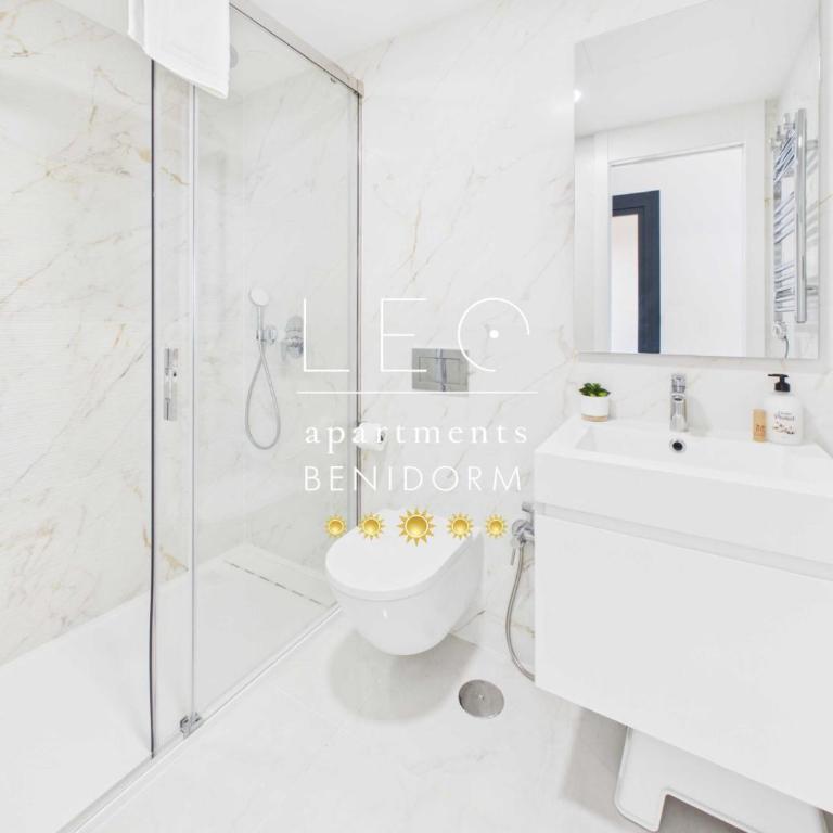 Sky Jacuzzi Apartment 36 Floor - Two-Bedroom Apartment - 10