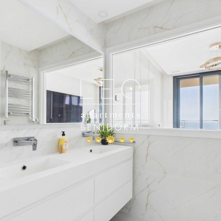 Sky Jacuzzi Apartment 36 Floor - Two-Bedroom Apartment - 15