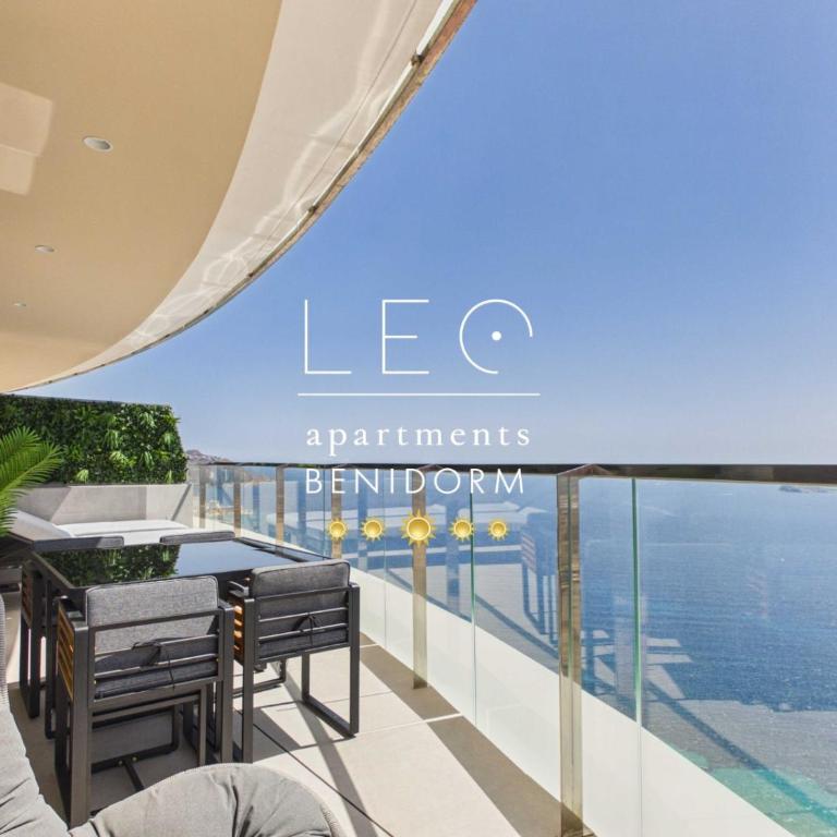 Sky Jacuzzi Apartment 36 Floor - Two-Bedroom Apartment - 18