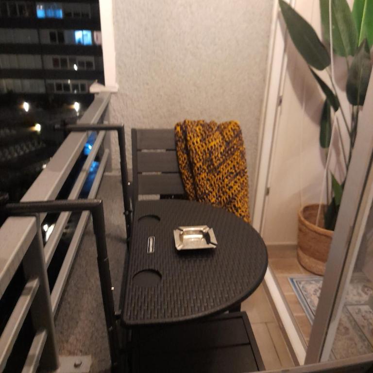 Moderno y de ubicación céntrica, wifi, estacionamiento, ideal para 3 personas, máximo 4 - Three-Bedroom Apartment - 8