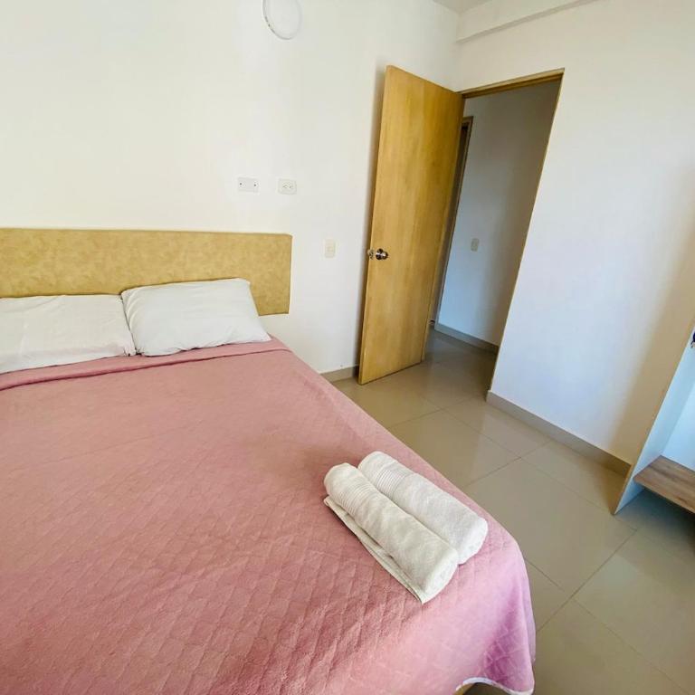 Apartment near the ocean in Cartagena de Indias - Three-Bedroom Apartment - 5