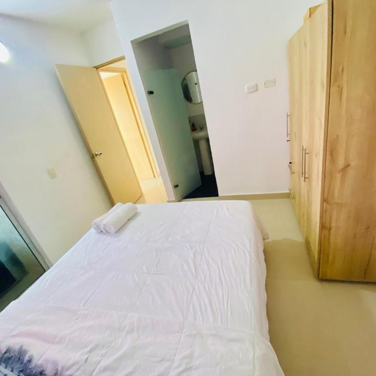 Apartment near the ocean in Cartagena de Indias - Three-Bedroom Apartment - 15