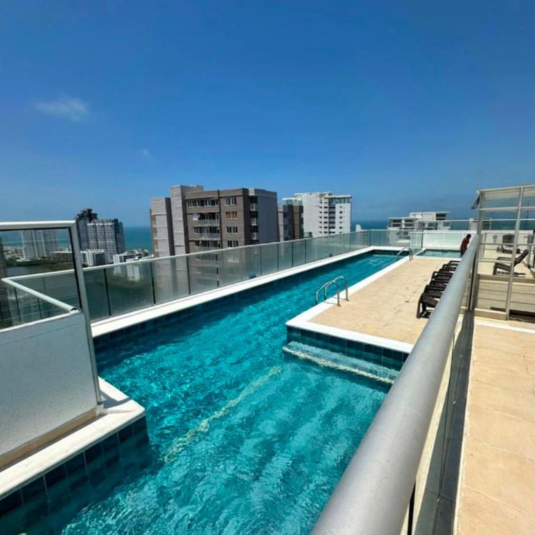 Apartment near the ocean in Cartagena de Indias - Three-Bedroom Apartment - 28