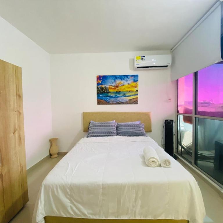 Apartment near the ocean in Cartagena de Indias - Three-Bedroom Apartment - 35