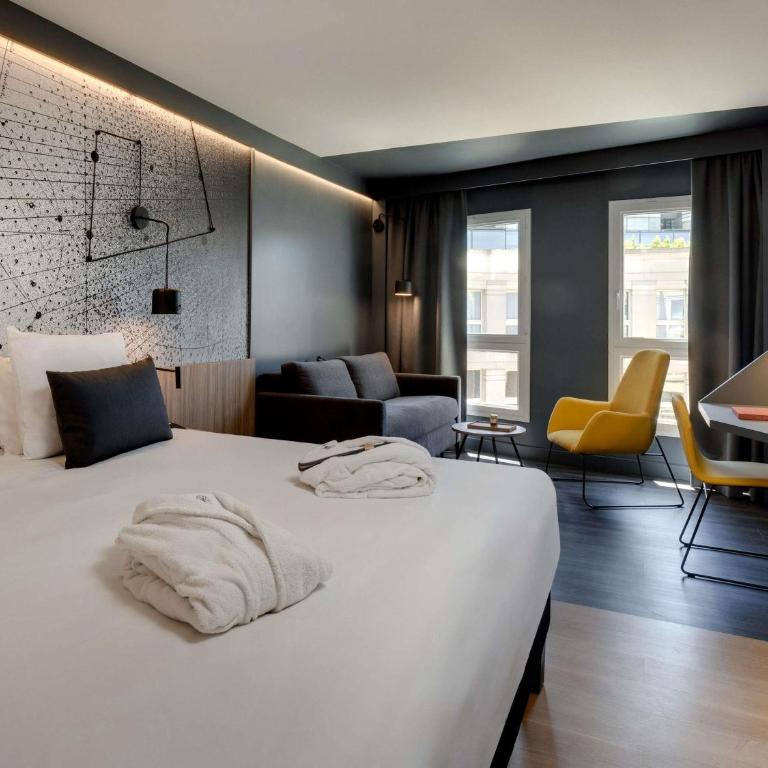 Mercure Montpellier Centre Antigone - Chambre Privilège Non-Fumeurs avec 1 Lit Double et un Canapé - 3