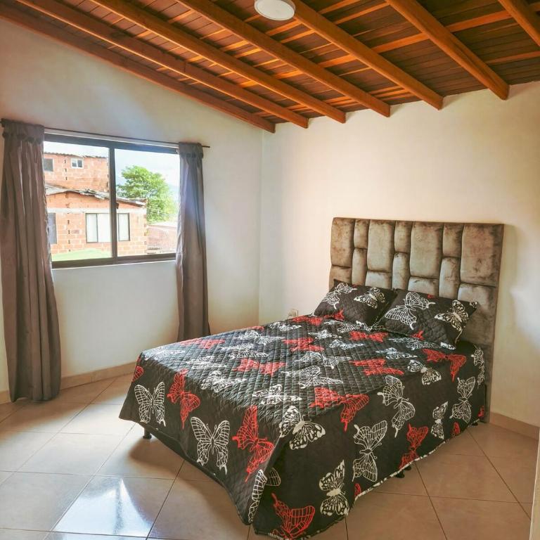 AMPLIO APTO En MANRIQUE MEDELLÍN - Apartamento Estándar de 3 dormitorios - 31