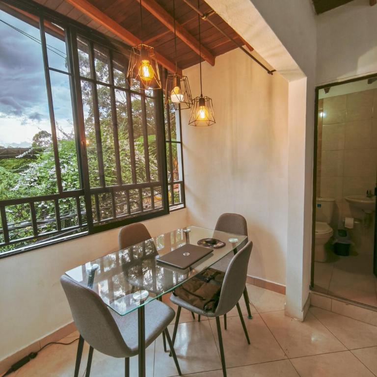 AMPLIO APTO En MANRIQUE MEDELLÍN - Apartamento Estándar de 3 dormitorios - 32