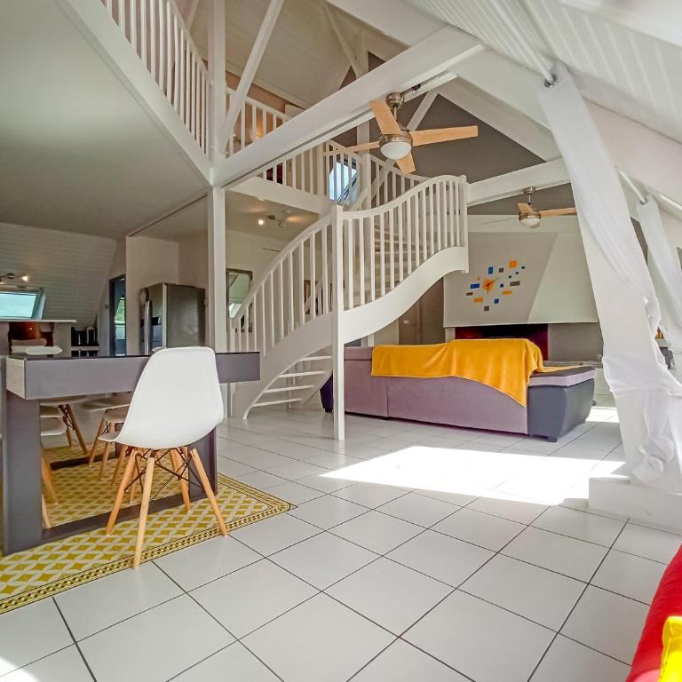 Superbe loft 90m² proche parc expo Nantes (6p) - Apartamento de 2 dormitorios - 6