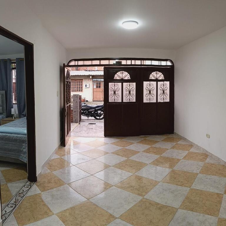 Hermosa casa con garage en Buga - Casa con 1 dormitorio - 7