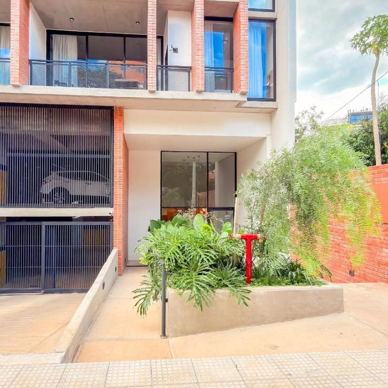 Modern Apartment with Office & Garage in Las Lomas - Apartamento - 32