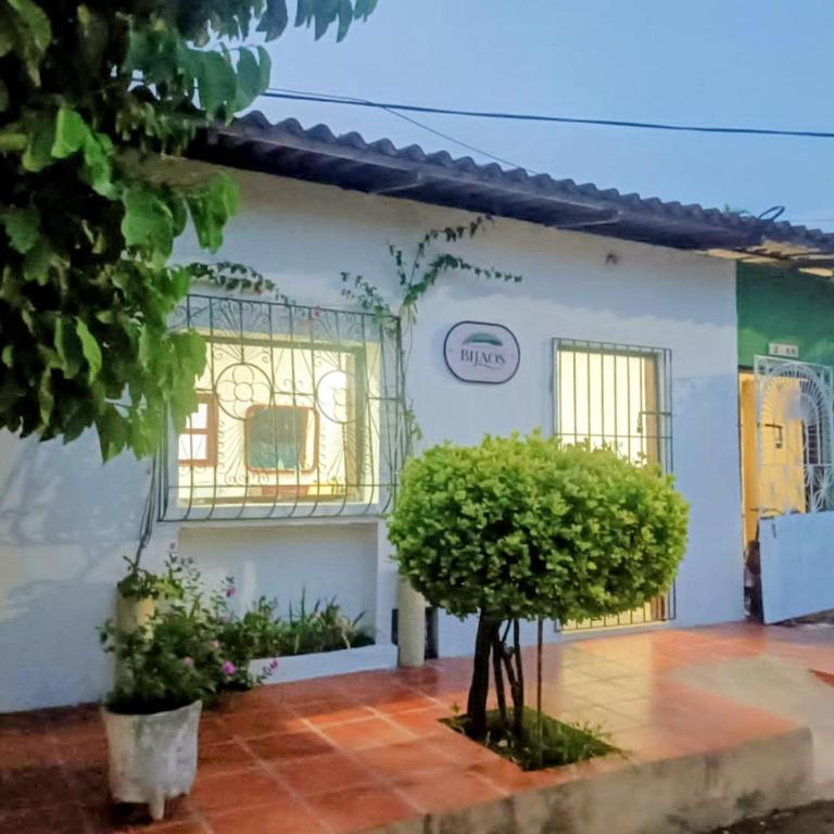 Hospedaje Casa Hotel Bijaos - Three-Bedroom Vacation Home - 1