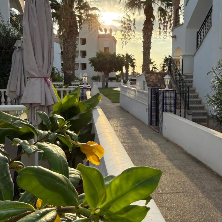 Costa Blanca Holiday Home - Two-Bedroom House - 13