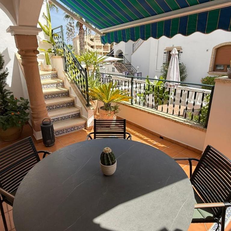 Costa Blanca Holiday Home - Two-Bedroom House - 10
