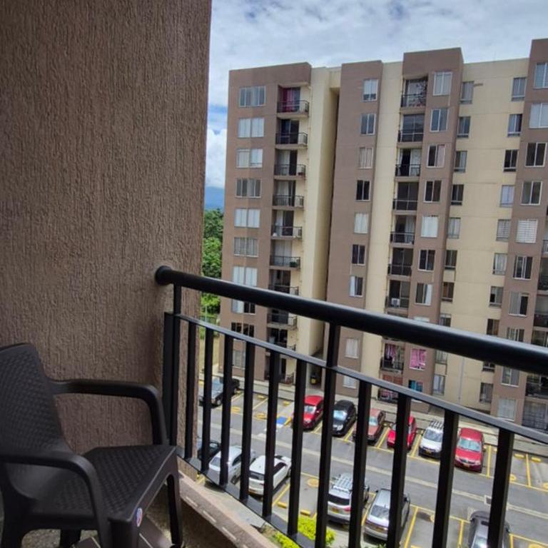 Apartamento con piscina y parqueadero, Ambiente Familiar - Apartamento de 2 dormitorios - 17