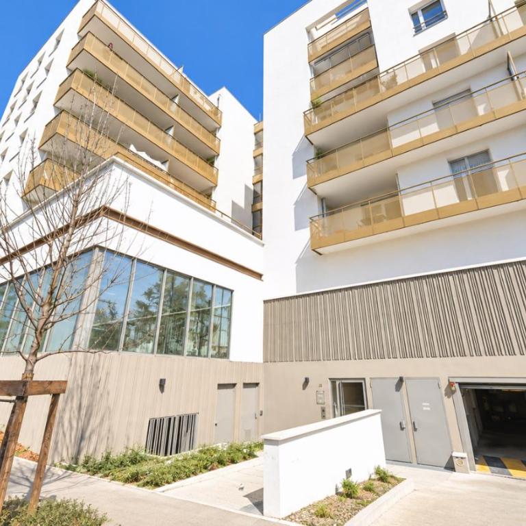 Grand T2 avec terrasse au calme, Lyon - Apartment mit 1 Schlafzimmer - 9