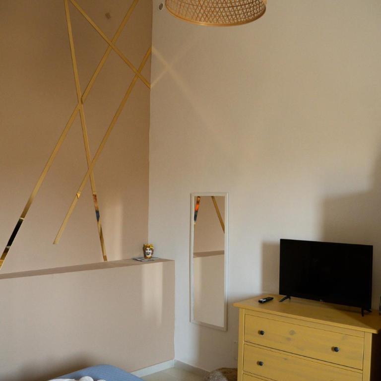 Paolino Home And Rooms - Camera Deluxe (2 Adulti + 1 Bambino) - 20