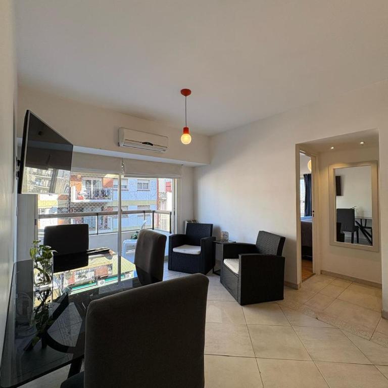 Apartamento Bulnes y Calle Corrientes - Apartamento con balcón - 1
