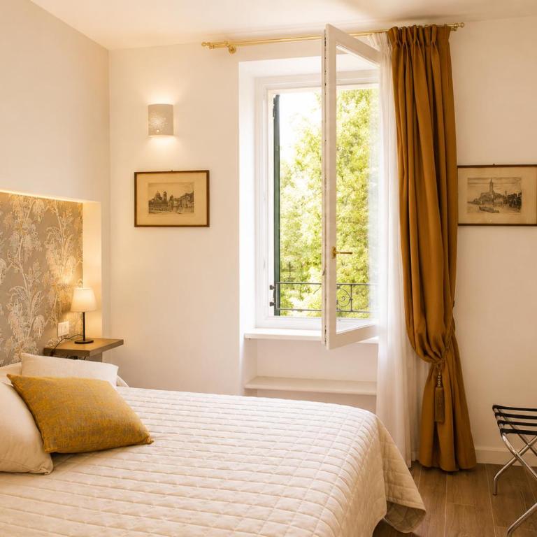 House Regia - Appartamento con 2 Camere da Letto - 2