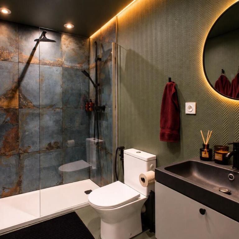 By OZC IMMO, Le Paradoxe - Jacuzzi - Deluxe Studio - 6