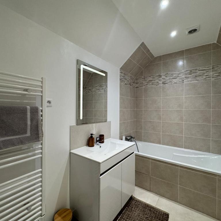 L'Écolier - 6 pers - Suite Parentale - Home&Service - Apartment mit 3 Schlafzimmern - 12