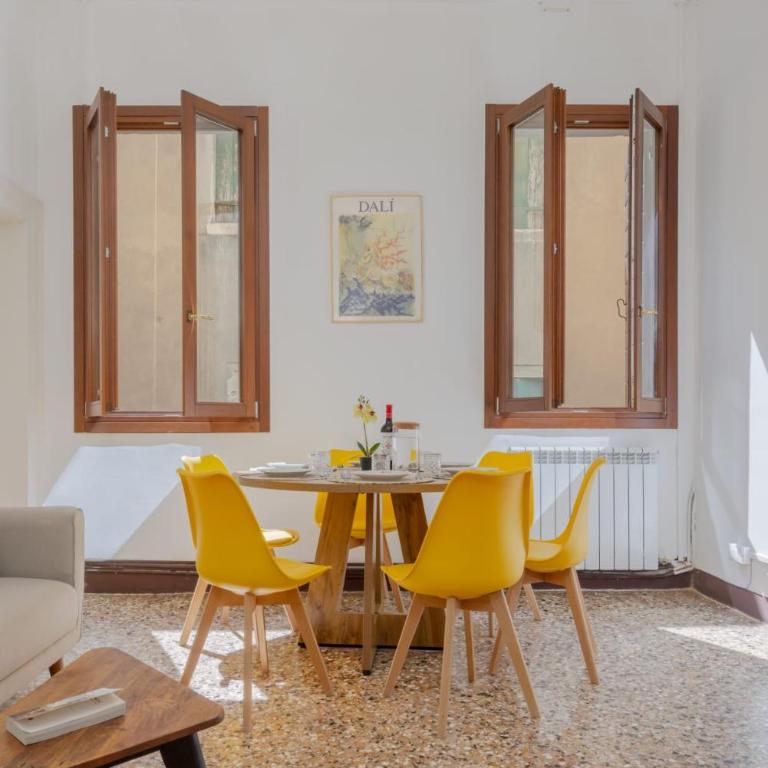Maison My Rialto -160sqm Near Rialto Bridge - Grand Canal Glimpse Balcony - Appartamento con 2 Camere da Letto e Balcone - 9