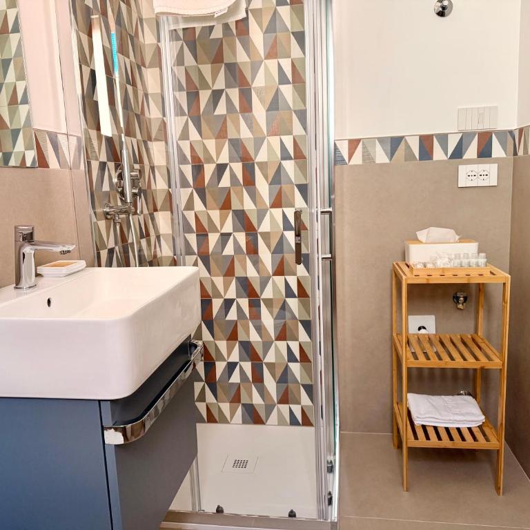 WALK37 Siracusa - Deluxe Double Room with Balcony - 9