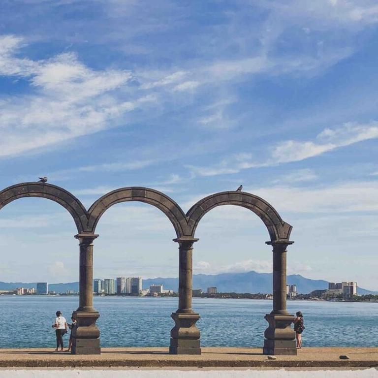 Stylish 1 bedroom in the heart of Puerto Vallarta - One-Bedroom House - 10